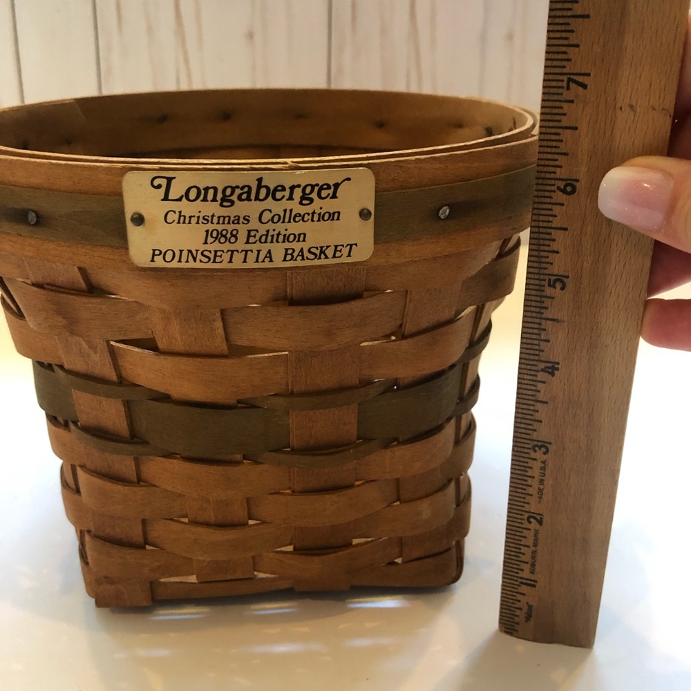 Longaberger Christmas collection poinsettia basket - Picture 2 of 8